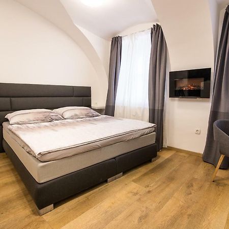 St. Marks Apartment 2 ซาเกร็บ ภายนอก รูปภาพ