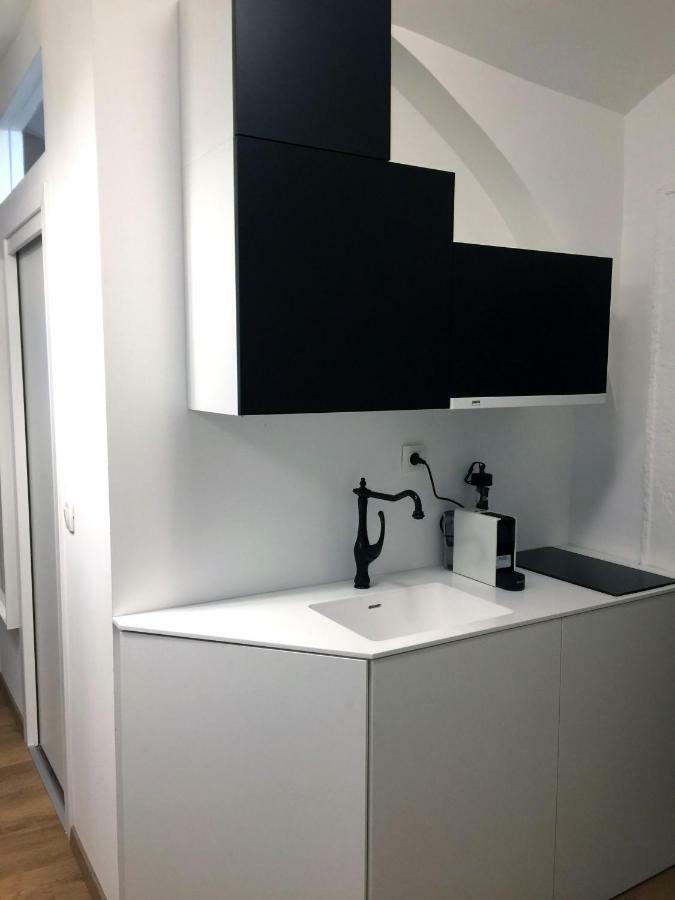 St. Marks Apartment 2 ซาเกร็บ ภายนอก รูปภาพ