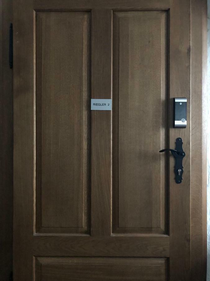 St. Marks Apartment 2 ซาเกร็บ ภายนอก รูปภาพ
